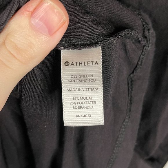 Athleta Sz XS Cloudlight Relaxed Modal Top Asymmetrical Hem Long Sleeve Soft EUC - Picture 6 of 7